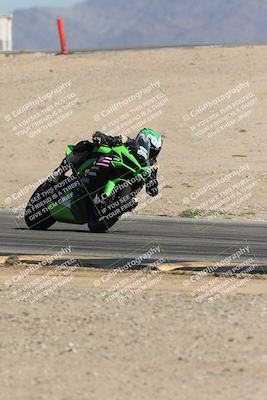 media/Oct-02-2025-Racers Edge (Thu) [[2c91cb6ab3]]/2-A Group/Session 5-Turn 12 (130pm)/